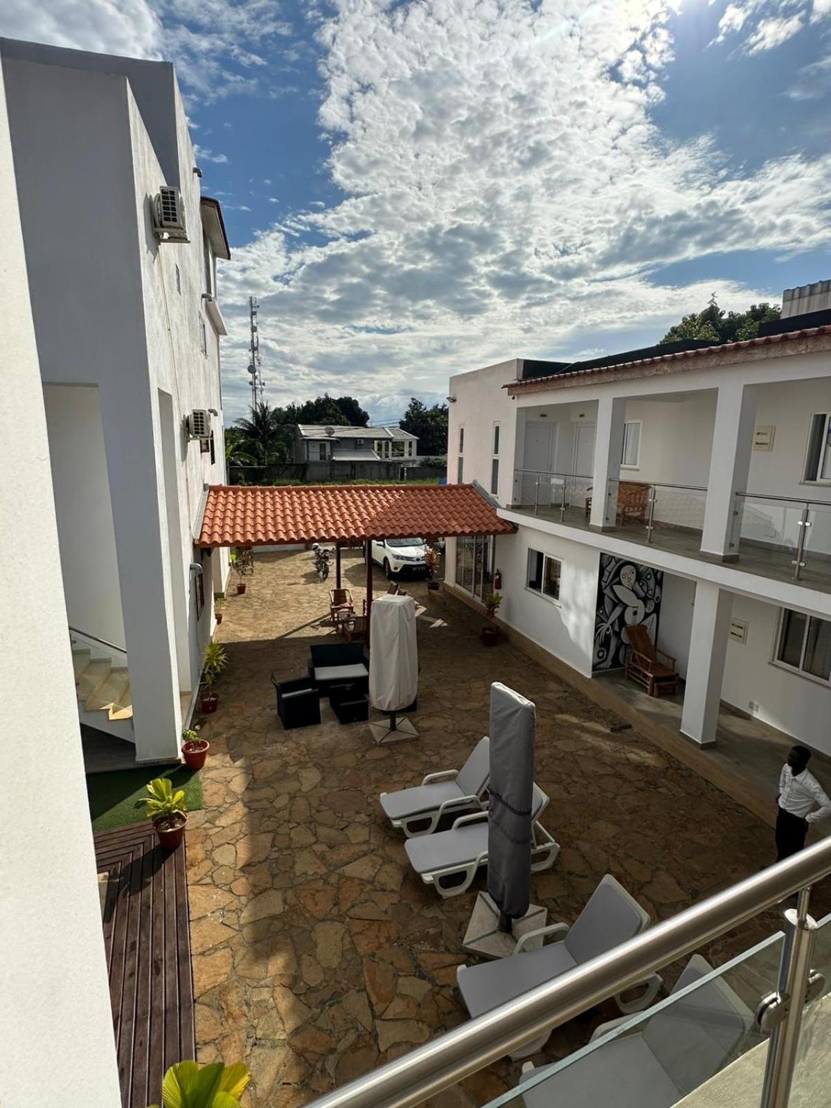 סאו טומה Hotel Kenito מראה חיצוני תמונה